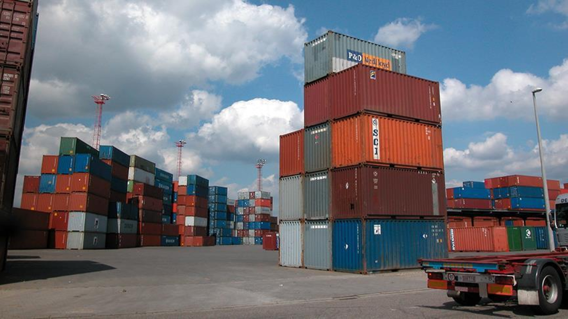 Dış Ticaret Açığı 2025'te Yüzde 11.9 Artışla 92 Milyar Doları Aştı