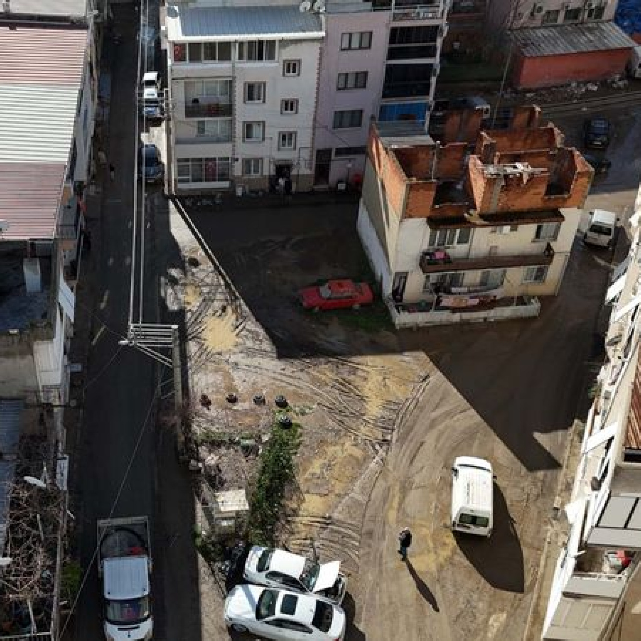 İzmir'de 320 evi su bastı!