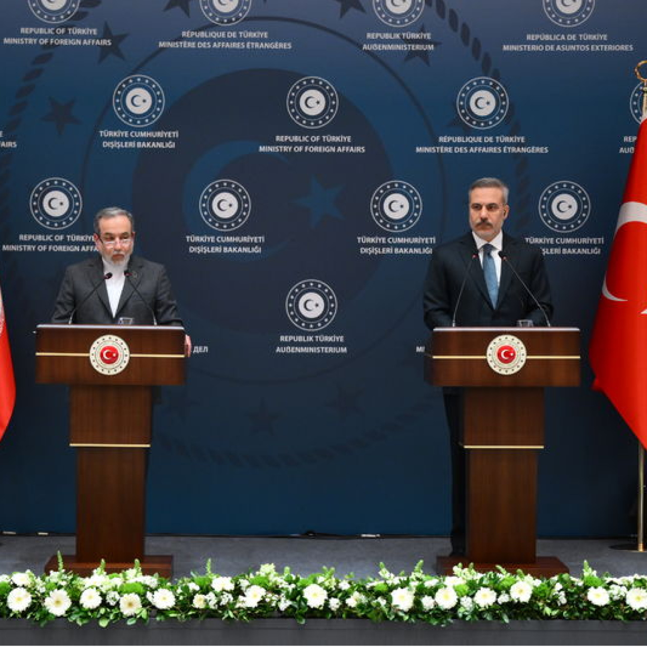 Bakan Fidan İranlı mevkidaşıyla görüştü