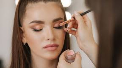 Göz makyajı nasıl yapılır?
