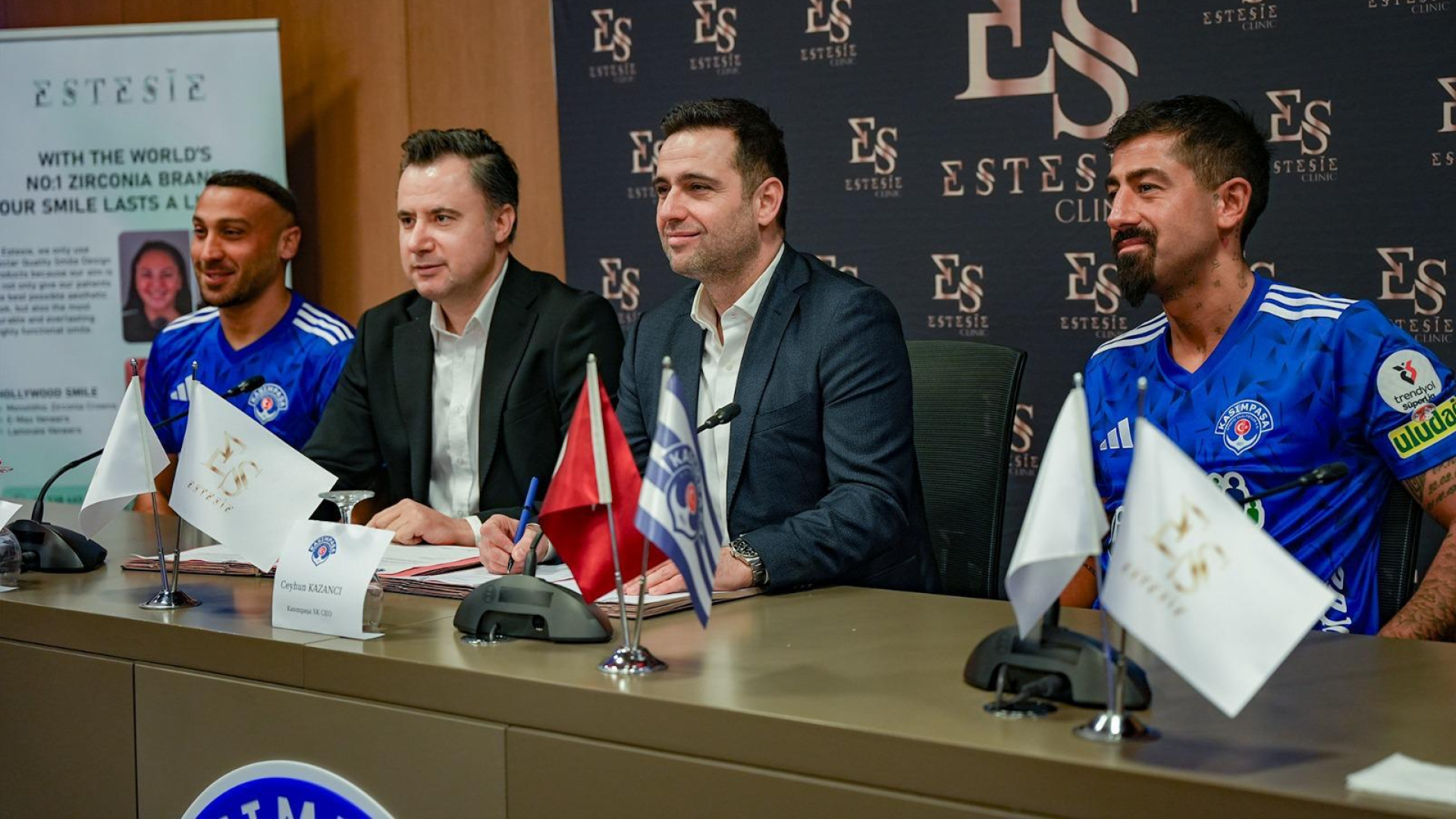 Kasımpaşa, Estesie Dental Klinik ile Şort Sponsorluğu Anlaşması İmzaladı