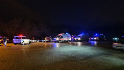 Otomobille hafif ticari araç çarpıştı: 5 yaralı