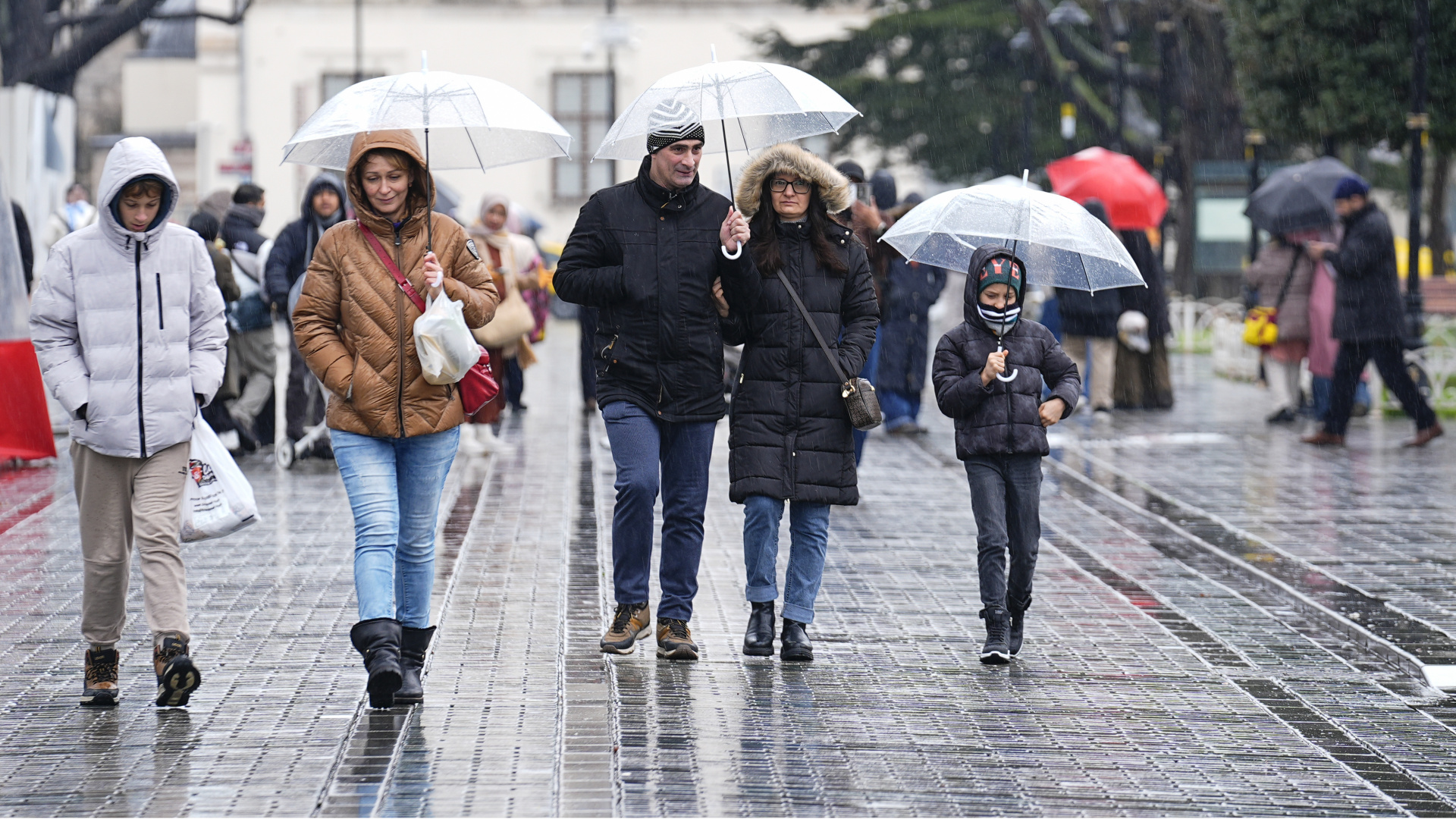 Son dakika: Meteoroloji'den 18 il için sarı kod! Sağanak yağmur, kar y…