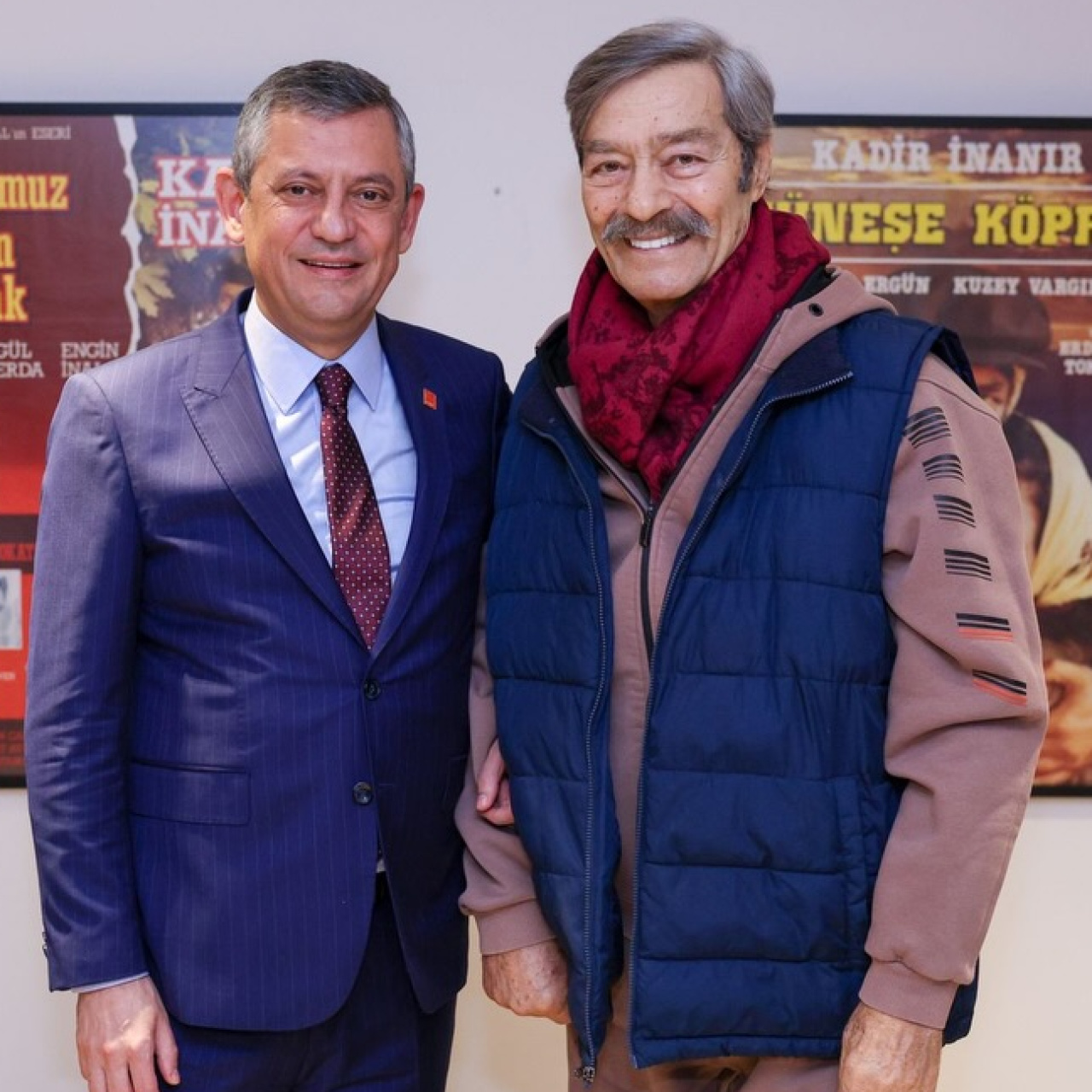 Kadir İnanır'ı ziyaret etti
