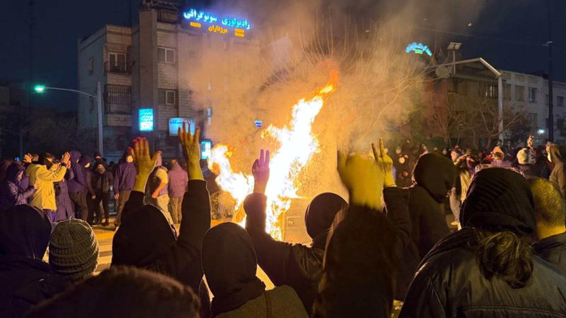 HRANA: İran'daki Protestolarda Ölü Sayısı 6.563'e Yükseldi, 49 Bin Gözaltı