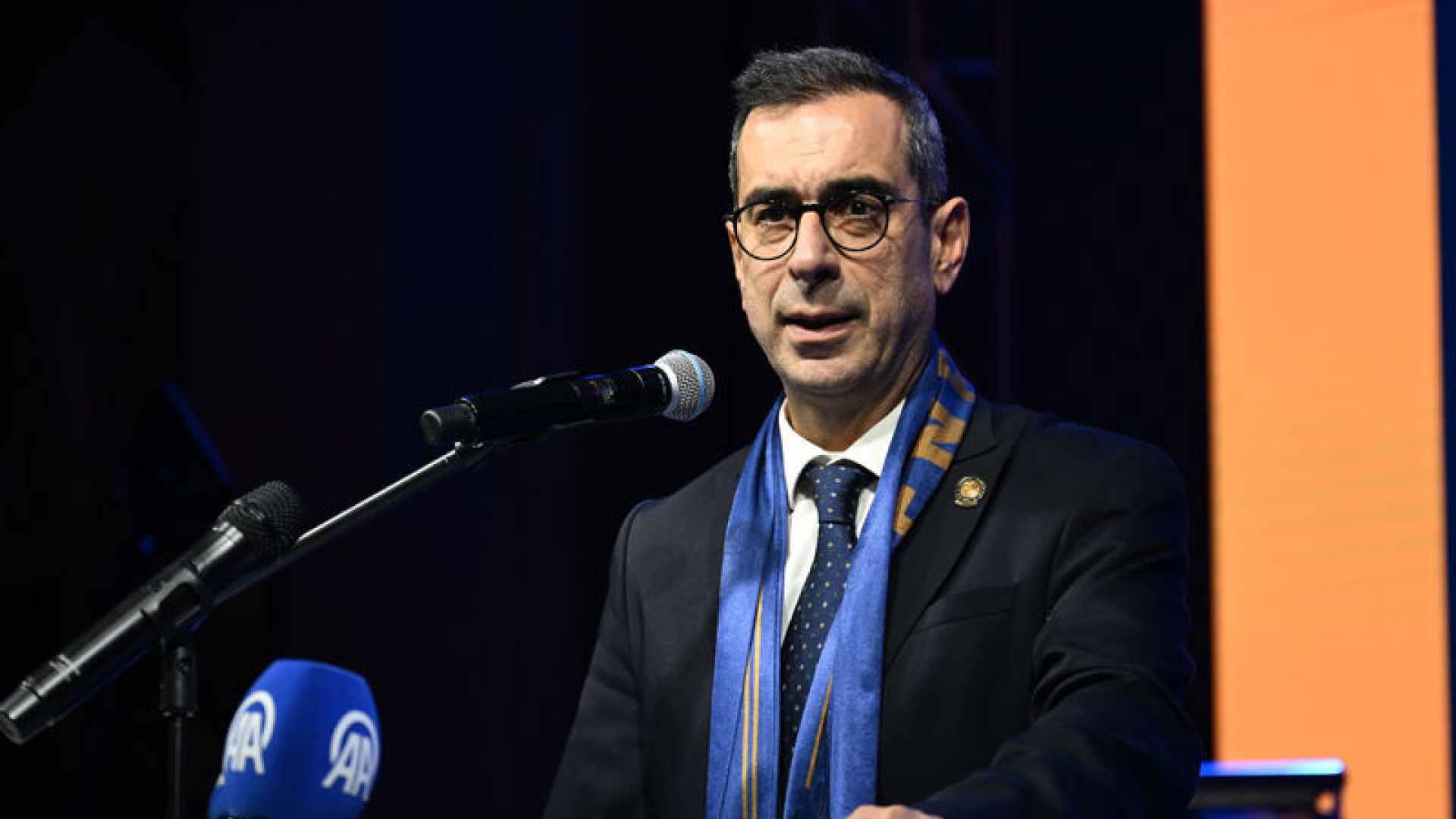 Fenerbahçe Yüksek Divan Kurulu Başkanı Şekip Mosturoğlu: Mert Hakan Yandaş Asla Yalnız Değildir