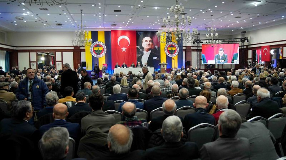 CANLI | F.Bahçe'de Divan toplandı!