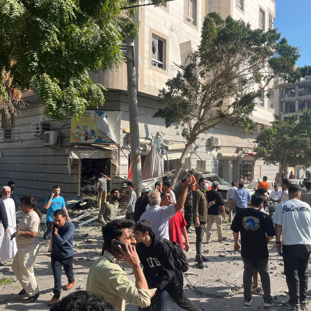 İran'da patlama: Yetkililerden açıklama geldi