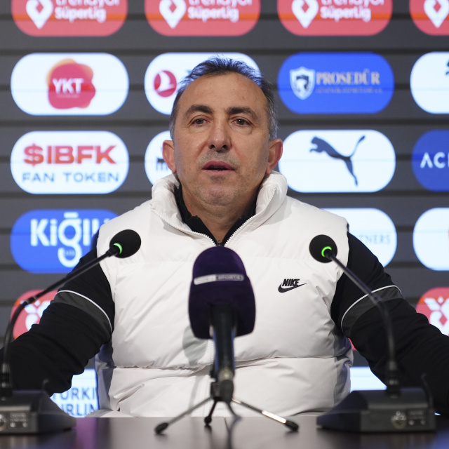 "2 puanı kaybeden tarafız!"