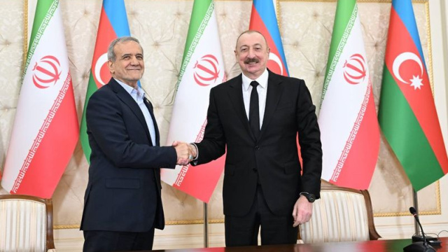 Mesud Pezeşkiyan, İlham Aliyev ile görüştü