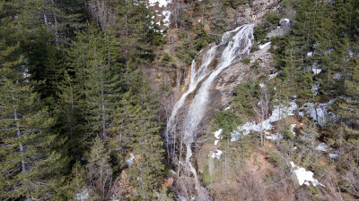 Karların erimesiyle oluştu