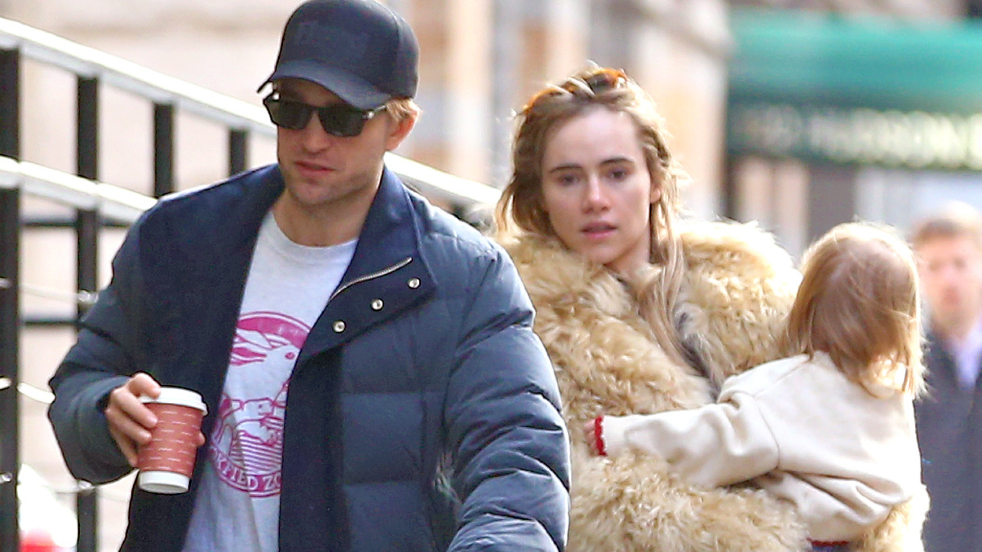 Robert Pattinson: Baba olmadan önce çocuk seven biri değildim