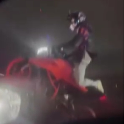 Tehlikeli motosiklet yolculuğu kameralarda