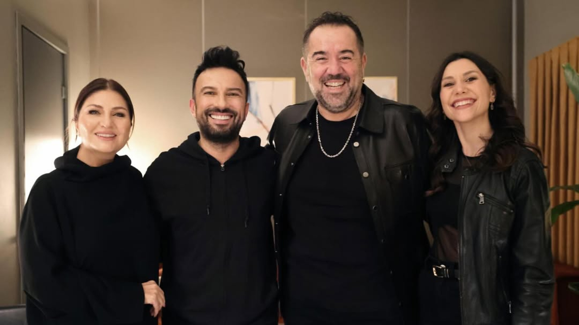 Ata Demirer'den Tarkan ve Sibel Can'lı paylaşım: Madem Ocak ayı bitti bu güzel anları da unutmamalı