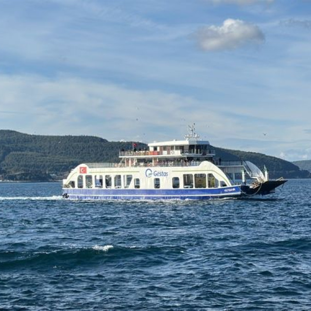 Bazı feribot seferleri iptal edildi