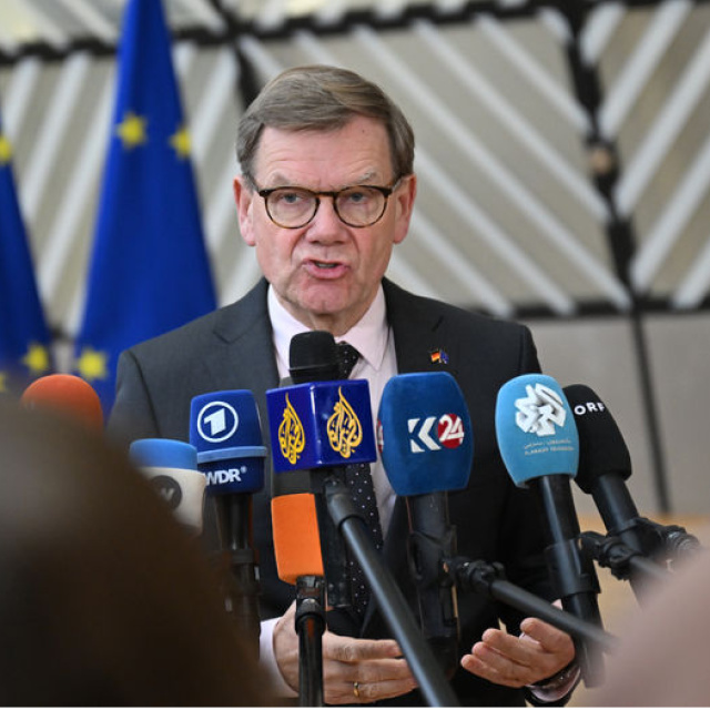 Almanya, İran'a "terörist gruplar" tepkisi