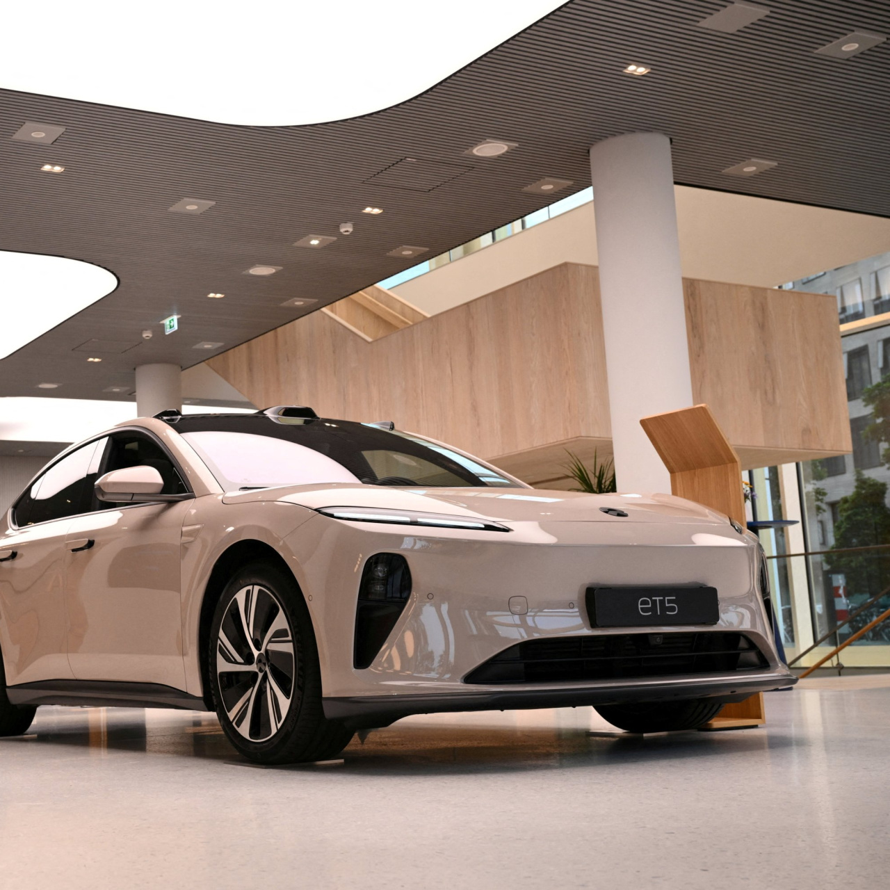 Avrupa'da Çinli otomobil alarmı