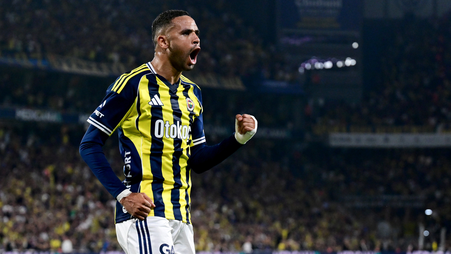 Al-Ittihad, Fenerbahçe'nin Faslı Golcüsü En-Nesyri'yi Transfer Listesine Aldı