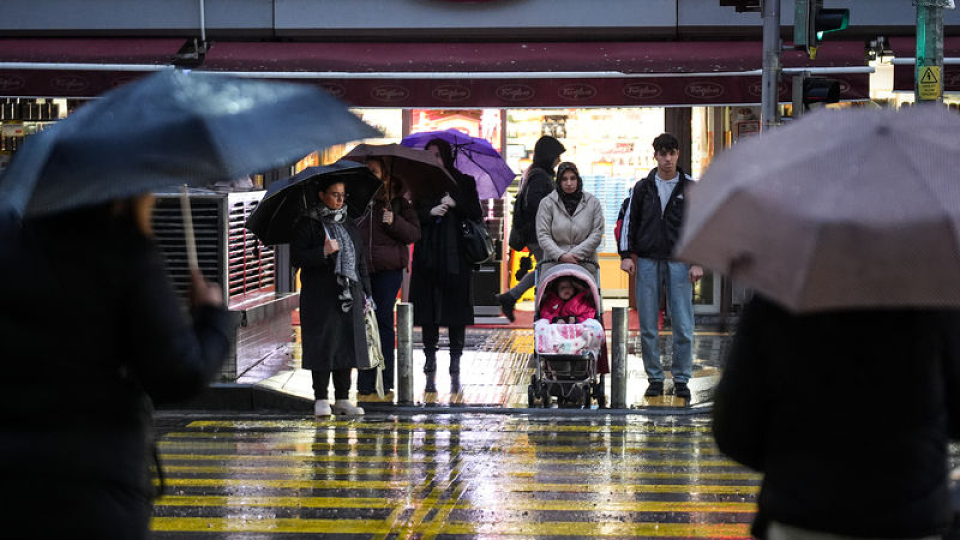 Meteoroloji'den Kritik Hava Uyarısı: 52 Sarı, 1 Turuncu Alarm!