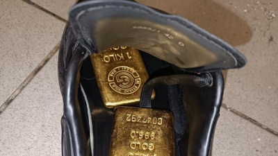 Ayakkabısına da saklamış! Bir ayda 41 kilo altın!