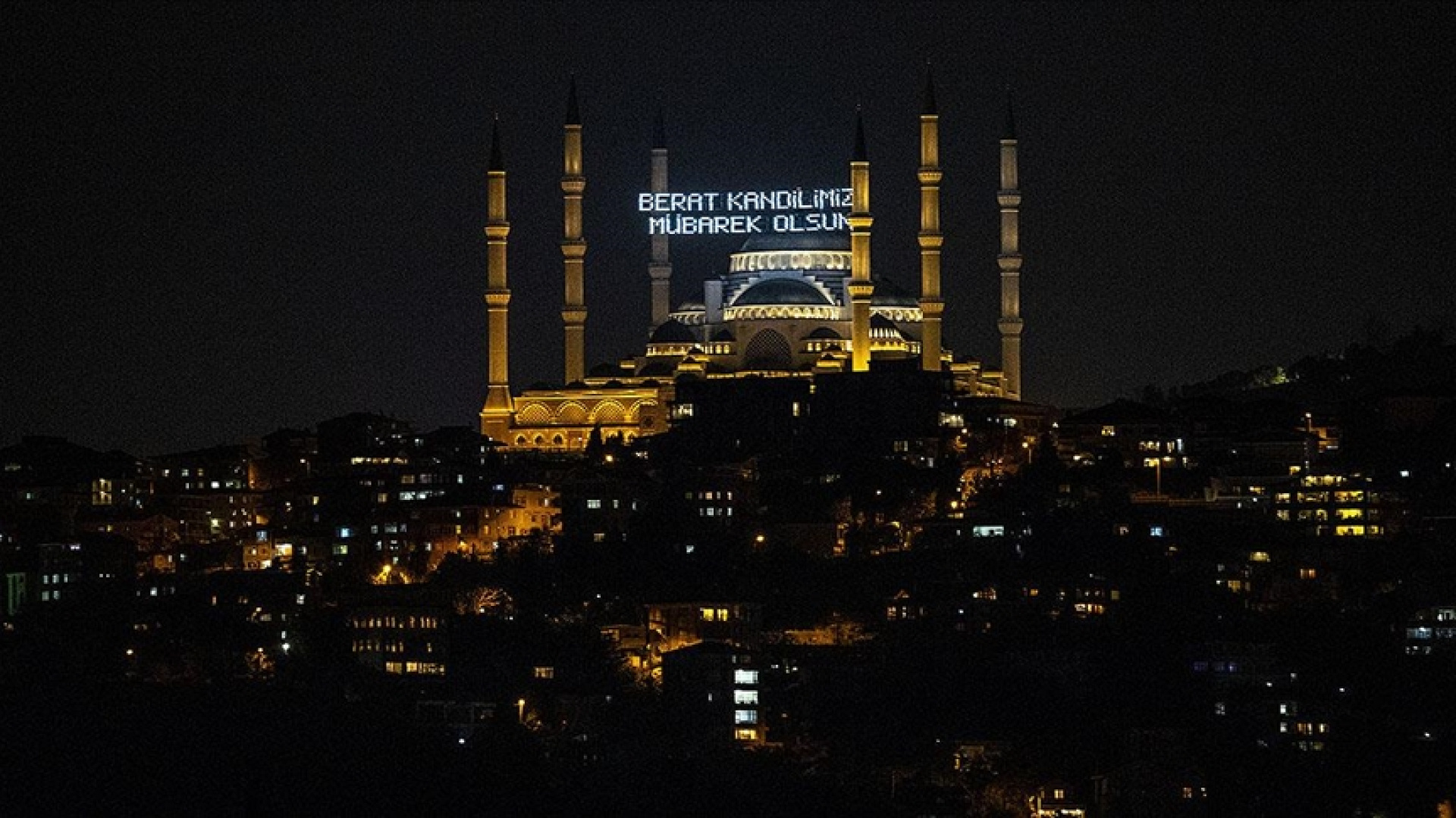 Berat Kandili Mesajları 2026: En Güzel Dualar, Ayet ve Hadislerle Kutlama