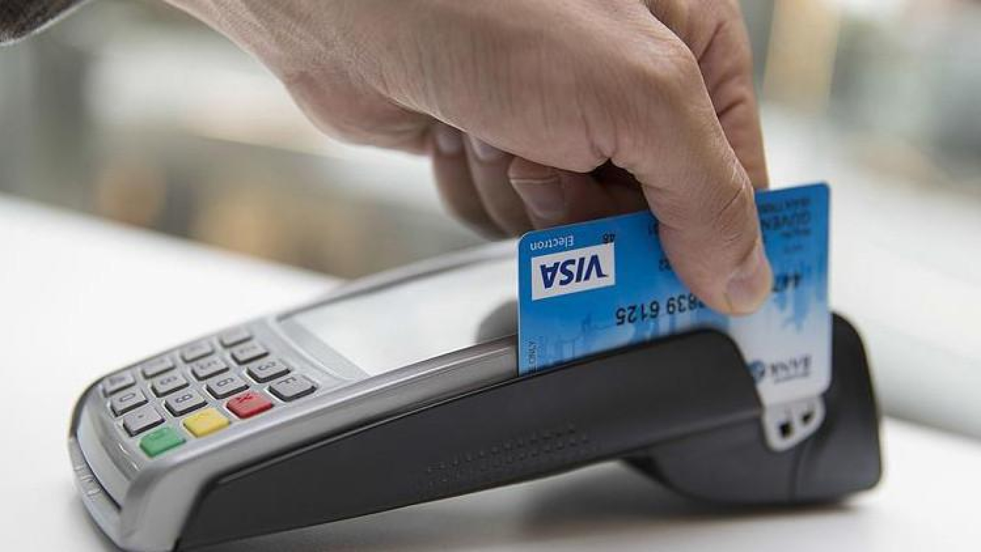 Kredi Kartı Limitlerine Büyük Traş: 4.8 Trilyon Lira Silinecek