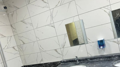 Veliler suç duyurusunda bulundu! Öğrenci tuvaletine kamera!