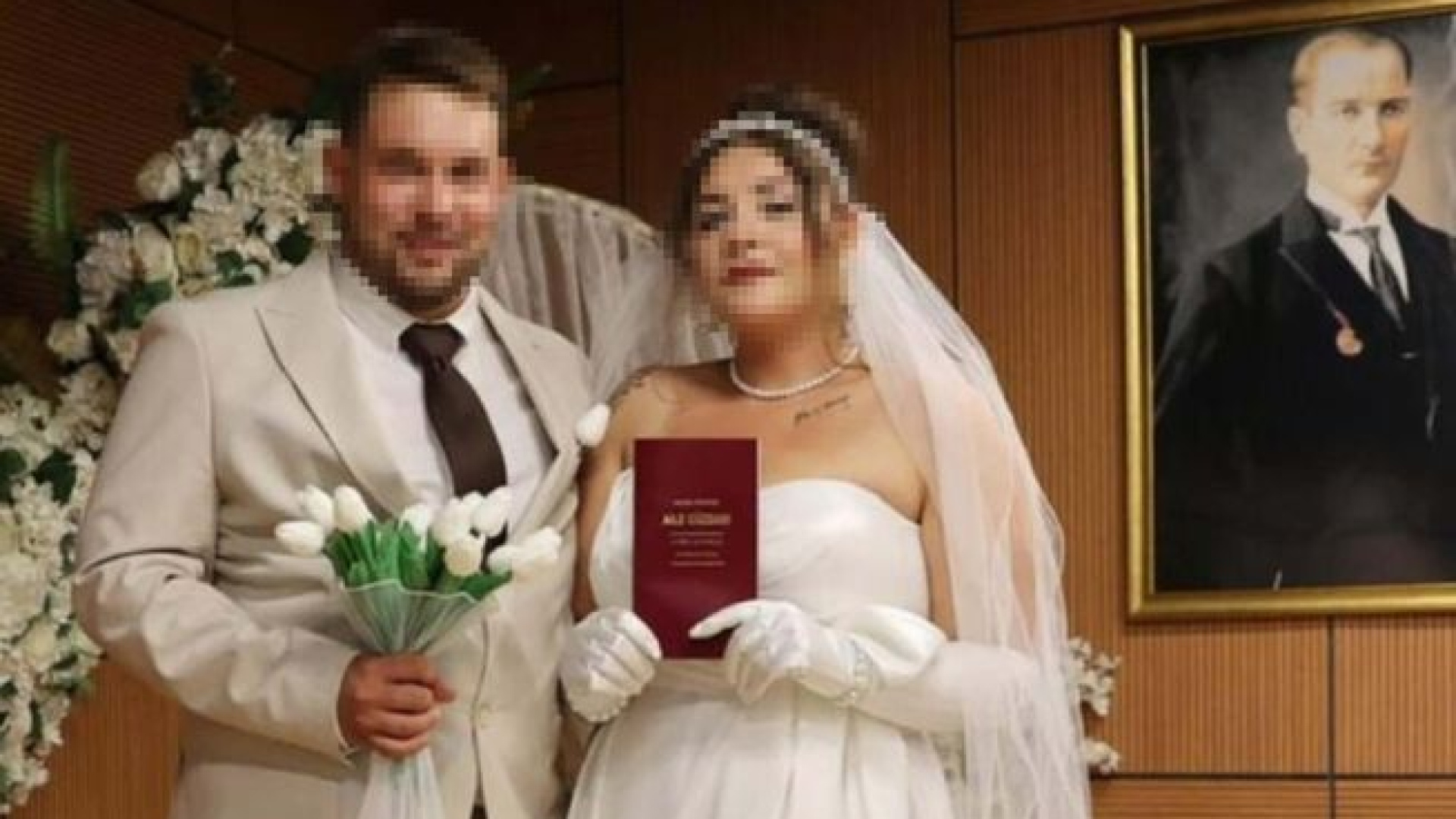 Çanakkale'de Doktor, Tartıştığı Eşini 20 Bıçak Darbesiyle Yaraladıktan Sonra İntihara Kalkıştı