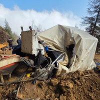 Çadıra düşen kaya işçiyi öldürdü