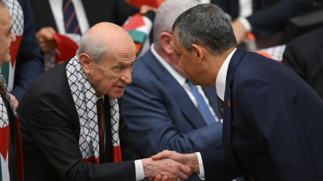 Bahçeli, Özgür Özel ile görüştü