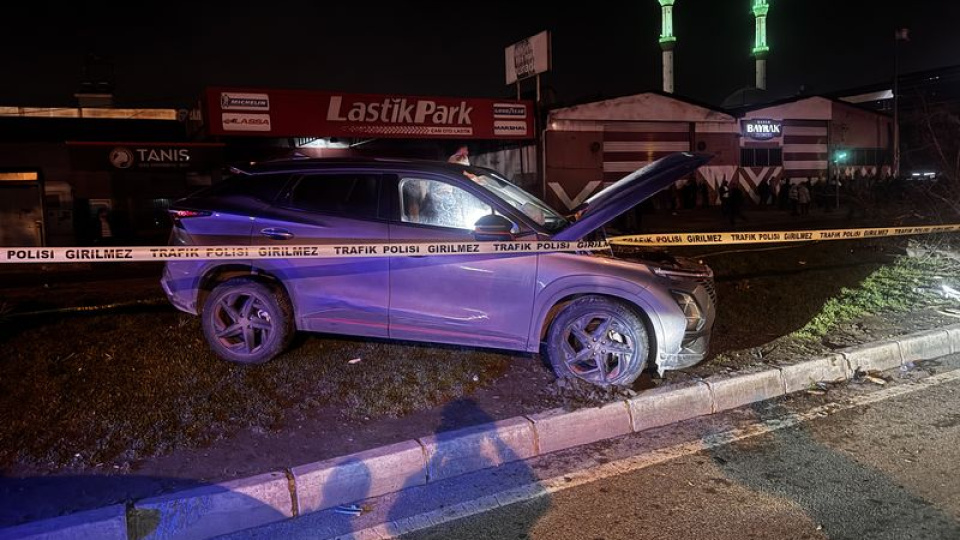 Cip yayalara çarptı: 3 ölü, 3 yaralı