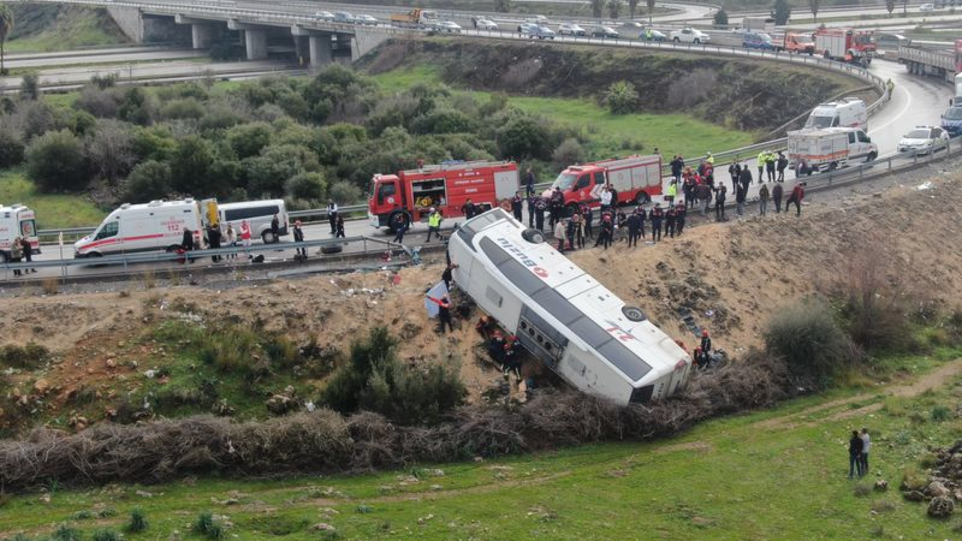 Antalya'daki Otobüs Kazasında Hayatını Kaybeden Şoför İzzet Karaağaç Toprağa Verildi