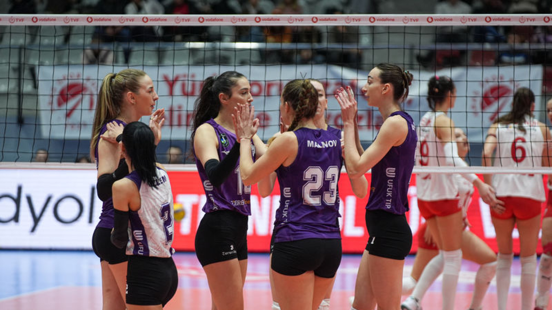 Zeren Spor, CEV Şampiyonlar Ligi'nde Dresdner'a Konuk Oluyor