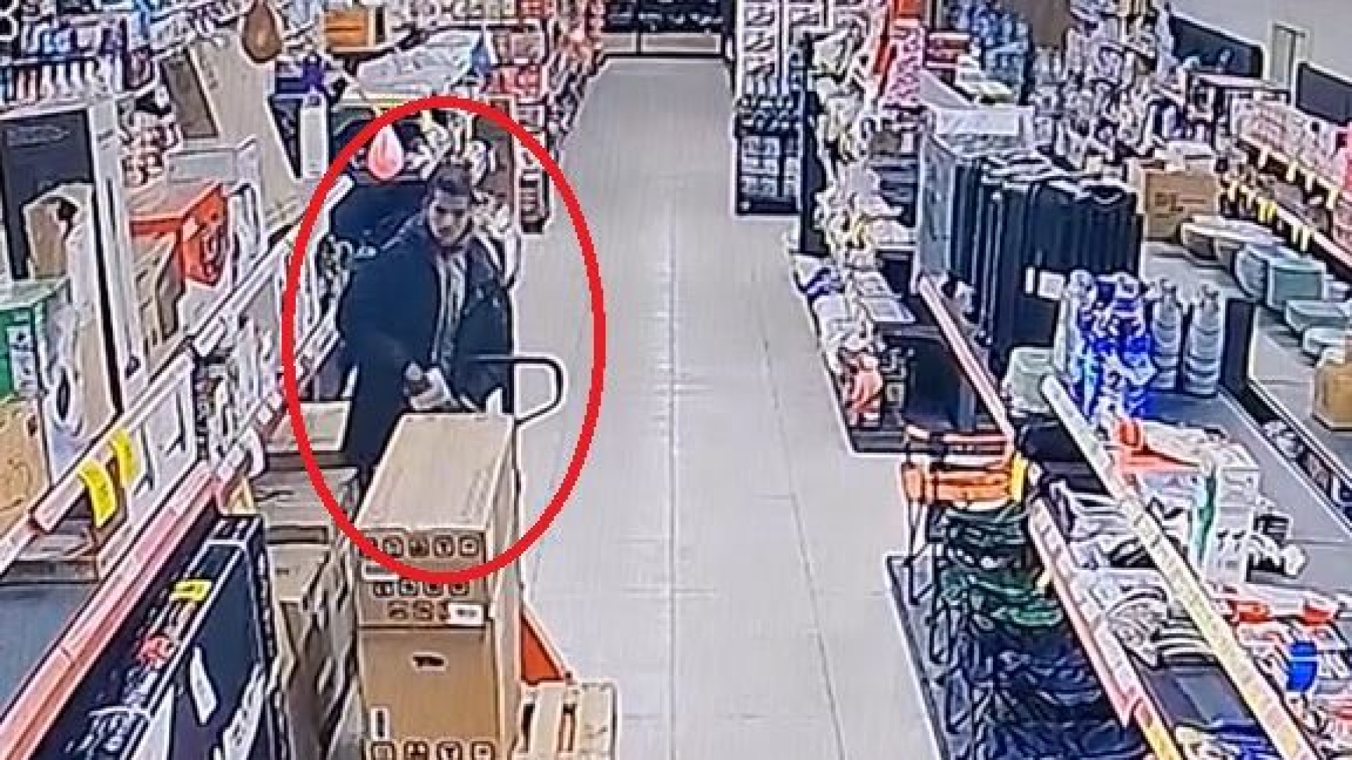 Adana'da 7 Hırsızlık Olayının Şüphelisi Tutuklandı: Güvenlik Kameraları Suçu Belgeledi