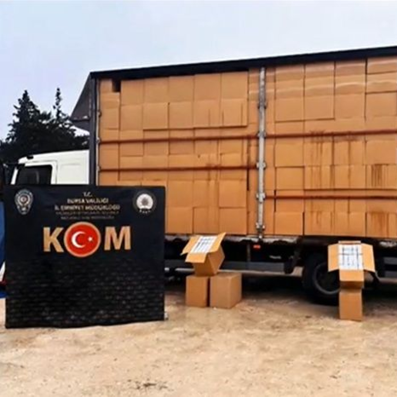 8,7 milyon makaron ele geçirildi