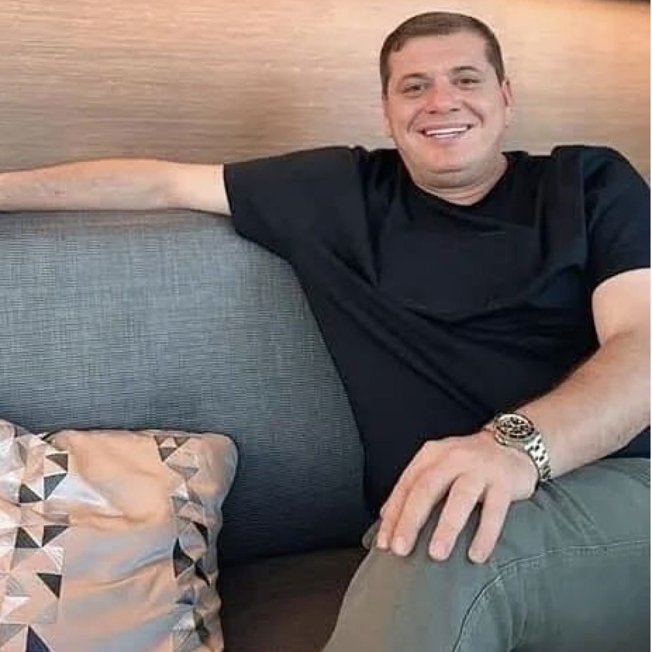 İş insanı yangın merdiveninde ölü bulundu!