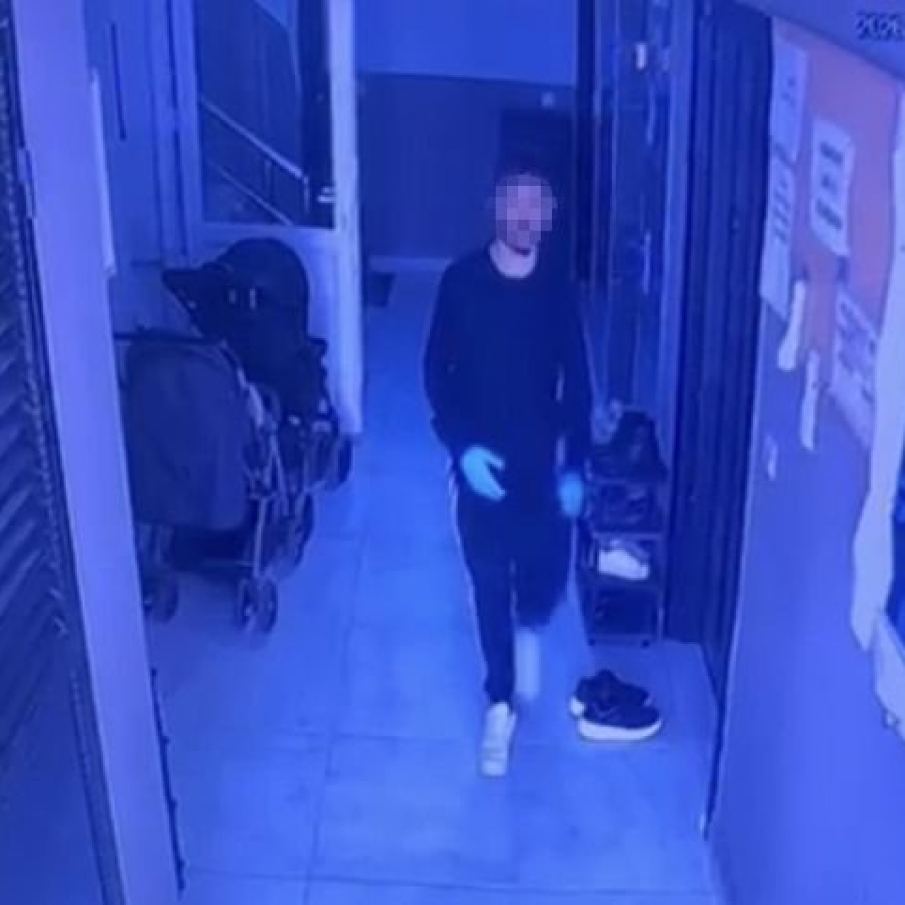 Hamile eşini bacaklarından vurdu!