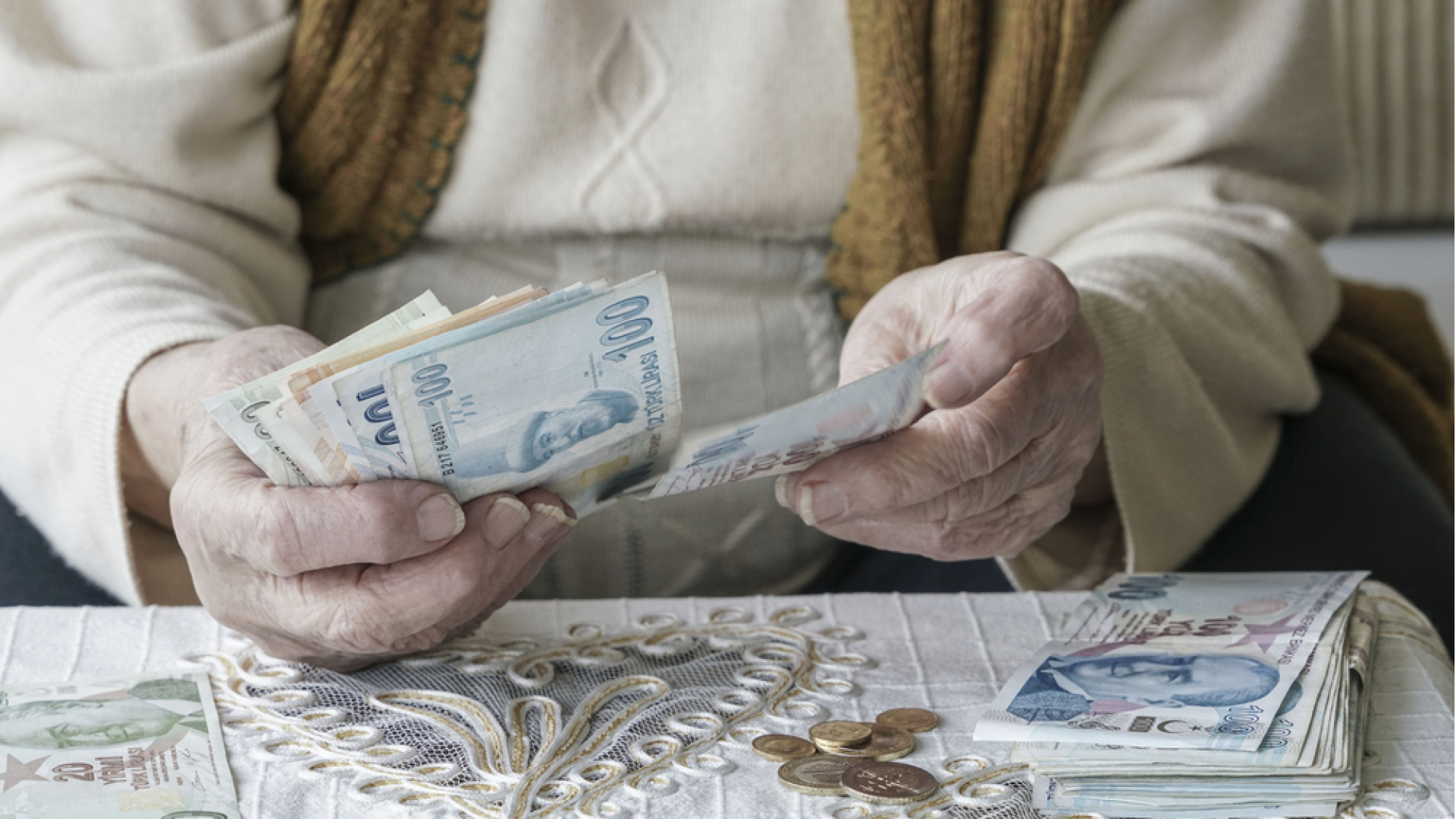 Emekli bayram ikramiyesi 2026: Emekli bayram ikramiyesine yüzde kaç zam yapılacak, yüzde 25 artış olursa bayram ikramiyesi kaç TL olur?