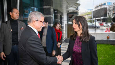 DEM Parti'den Davutoğlu'na ziyaret