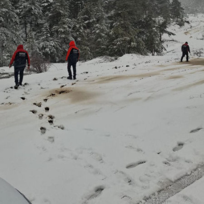 Komşusunu 6 parçaya bölüp dere yatağına attı