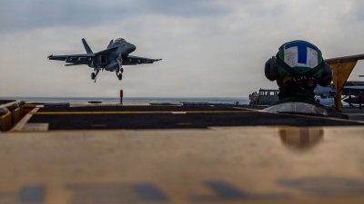 ABD, İran'a ait bir İHA'yı vurdu