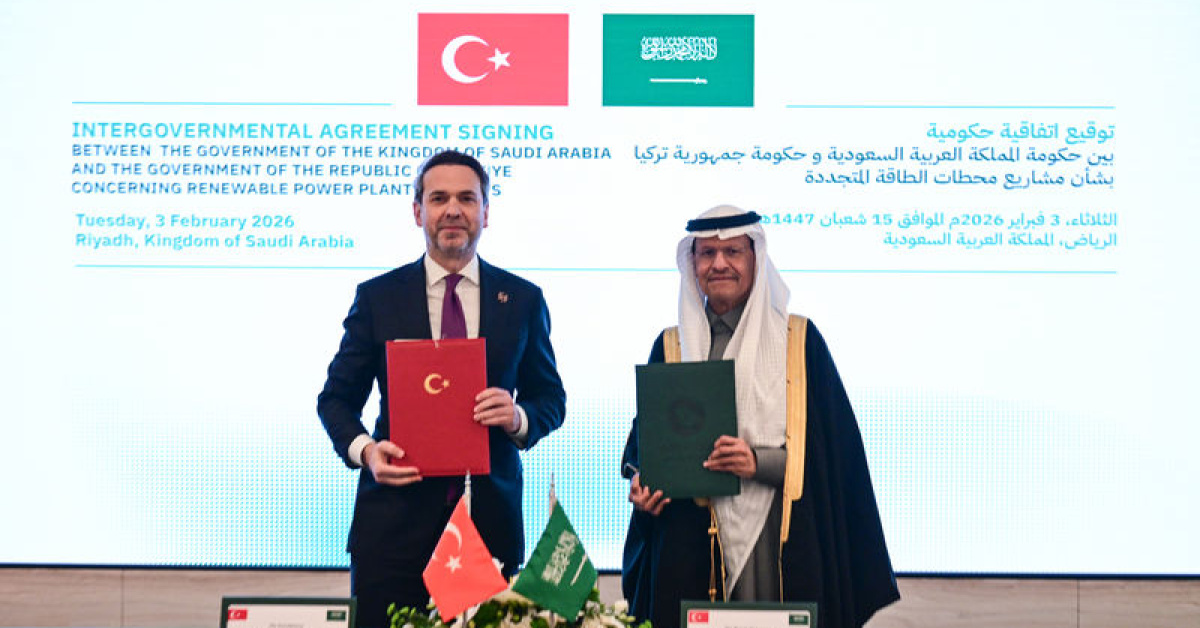 Suudi Arabistan ile 2 Milyar Dolarlık güneş Enerjisi Yatırım Anlaşması