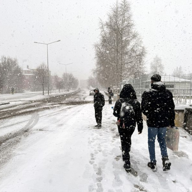 Ardahan'da okullara kar tatili