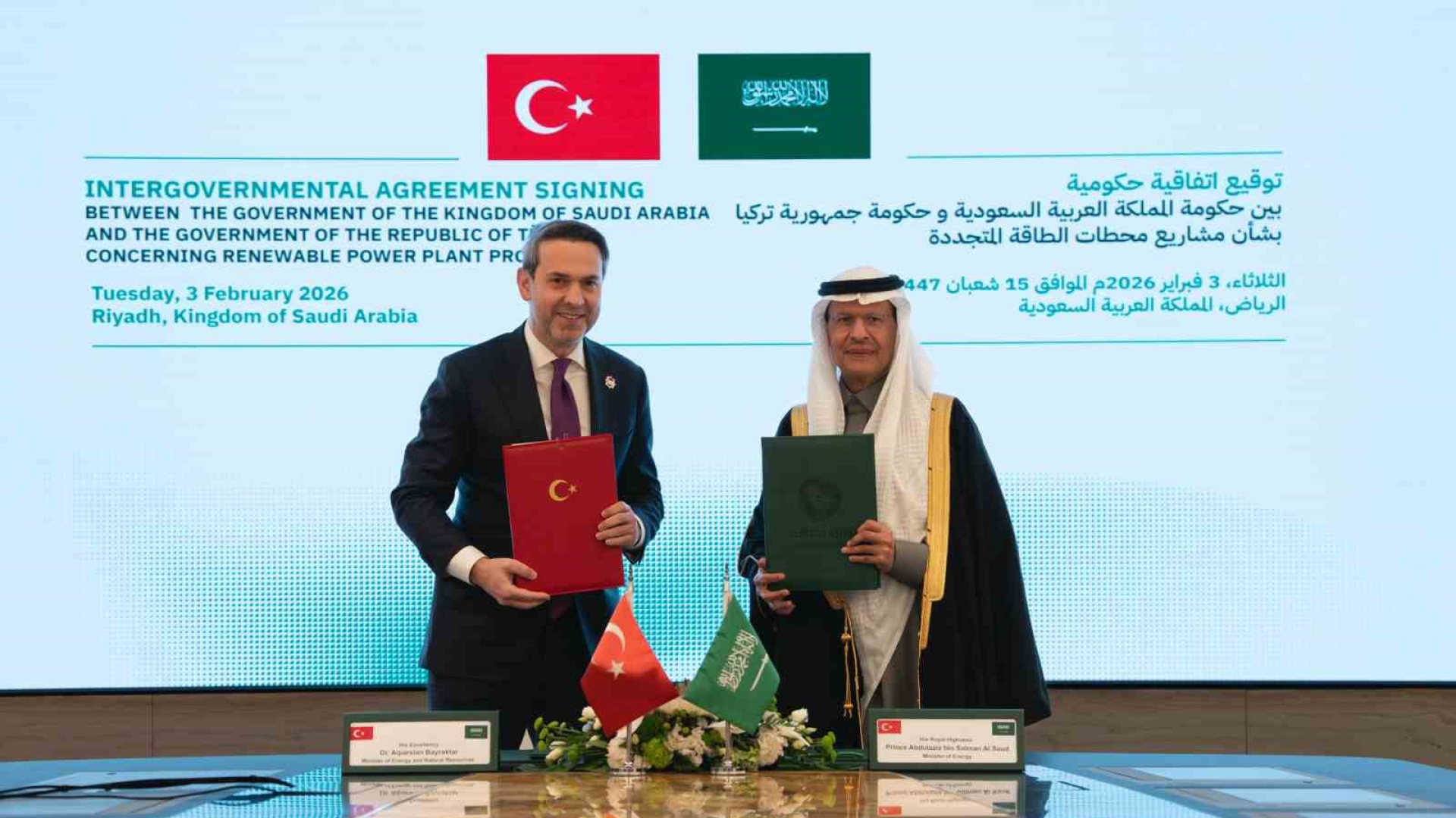 Bakan Bayraktar: Suudi Arabistan ile Elektrik Anlaşması Tarihi Fiyat Getirecek