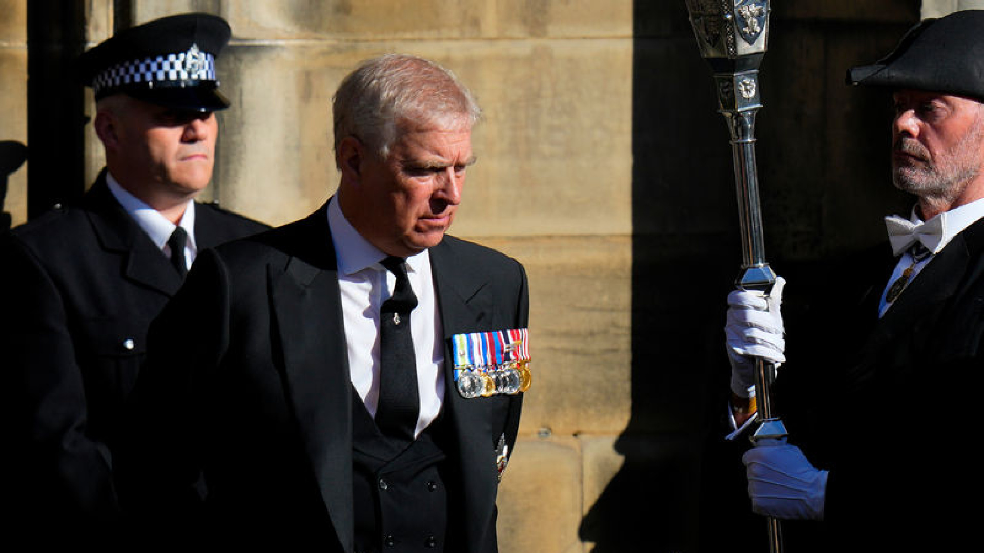 Kraliyet Krizi: Prens Andrew Epstein Skandalı Sonrası Windsor Kalesi'nden Taşındı