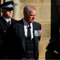 İngiltere Kralı'nın kardeşi kraliyet konutundan da taşındı