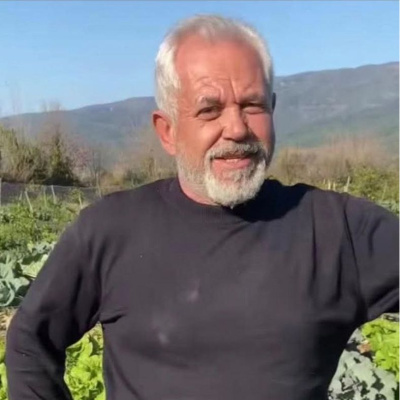 Emekli polis silahı uğruna can verdi!