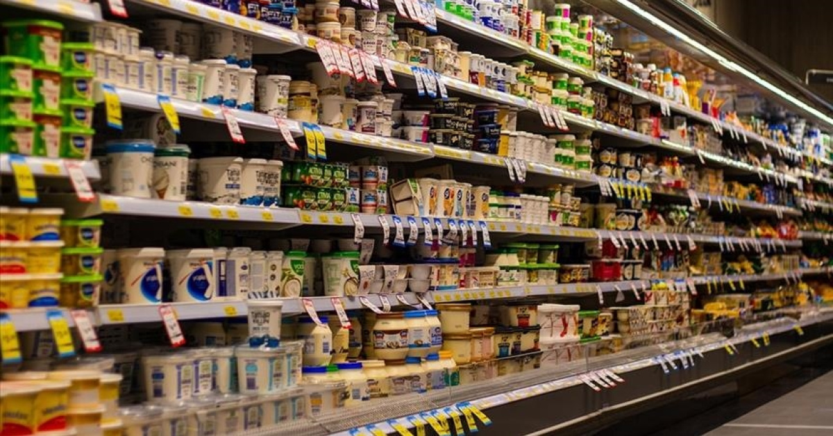 "Ultra işlenmiş gıdalar, sigara gibi ele alınmalı"