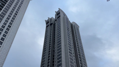 İstanbul'da dehşet! Küçük çocuk 30.kattaki balkondan düştü!