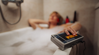 Banyoda müzik dinlemek günah mı?